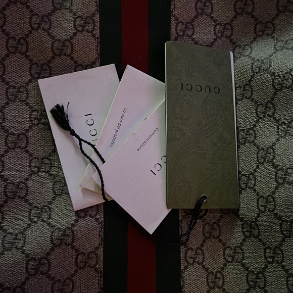 100% Authentic Gucci Tote - Picture 3 of 3